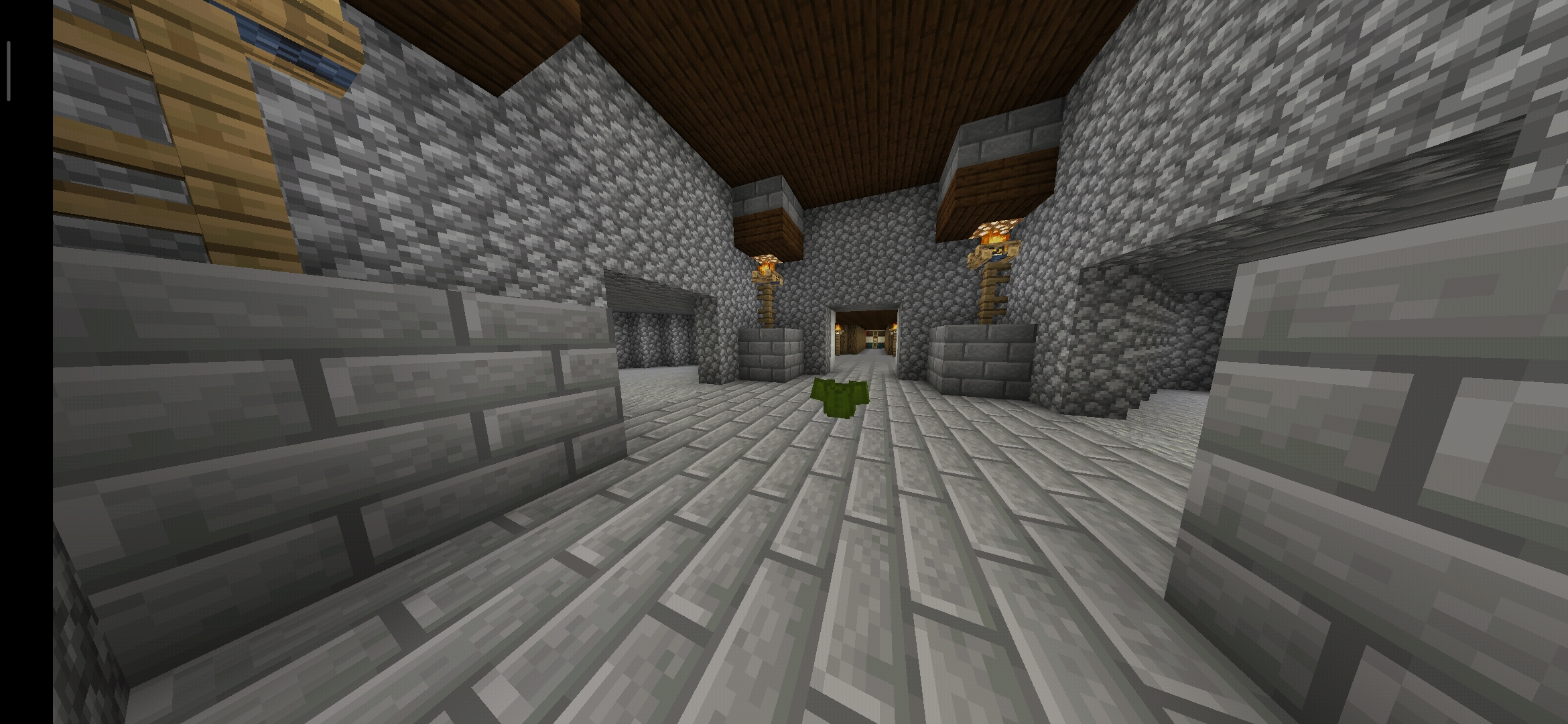 Screenshot_2019-12-29-11-51-05-557_com.mojang.minecraftpe.jpg