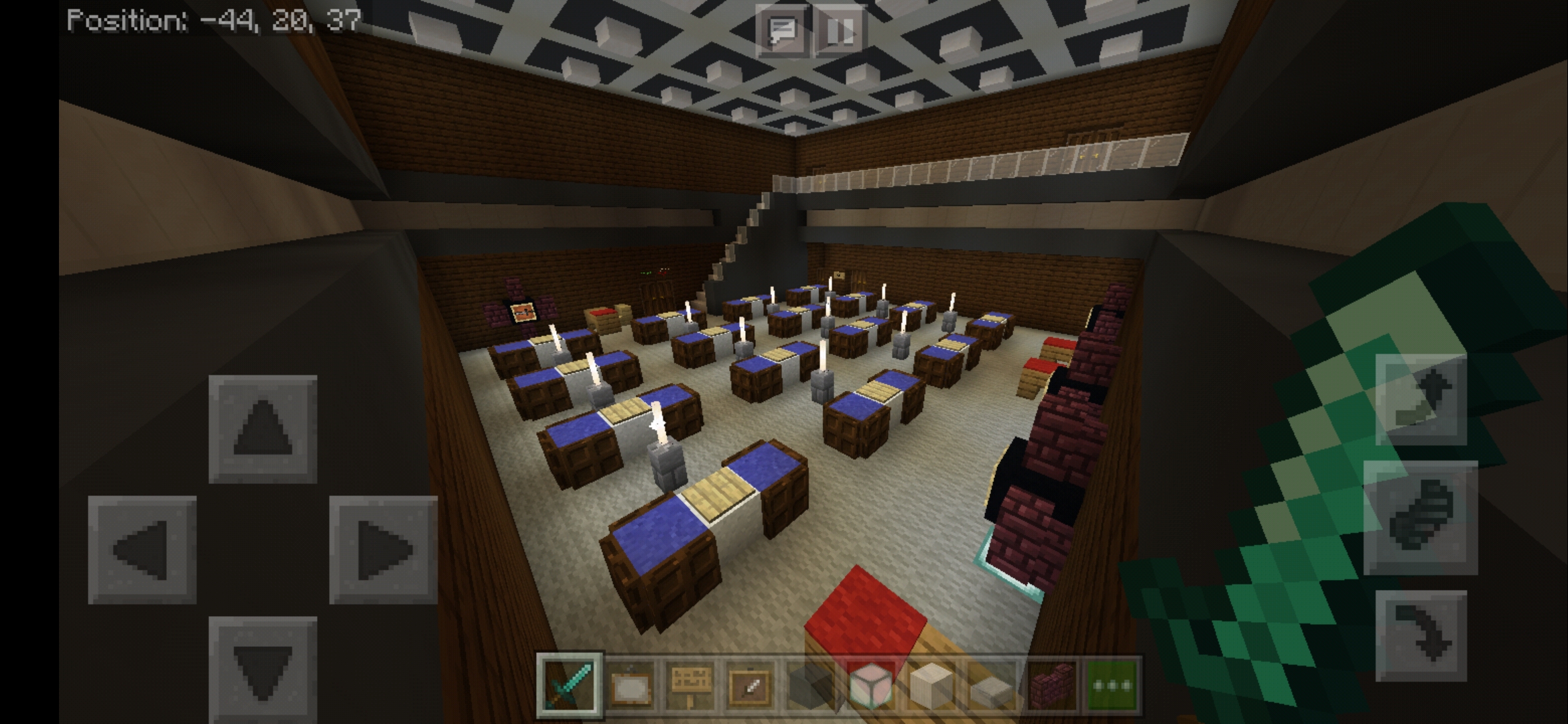 Screenshot_20190427_144633_com.mojang.minecraftpe.jpg