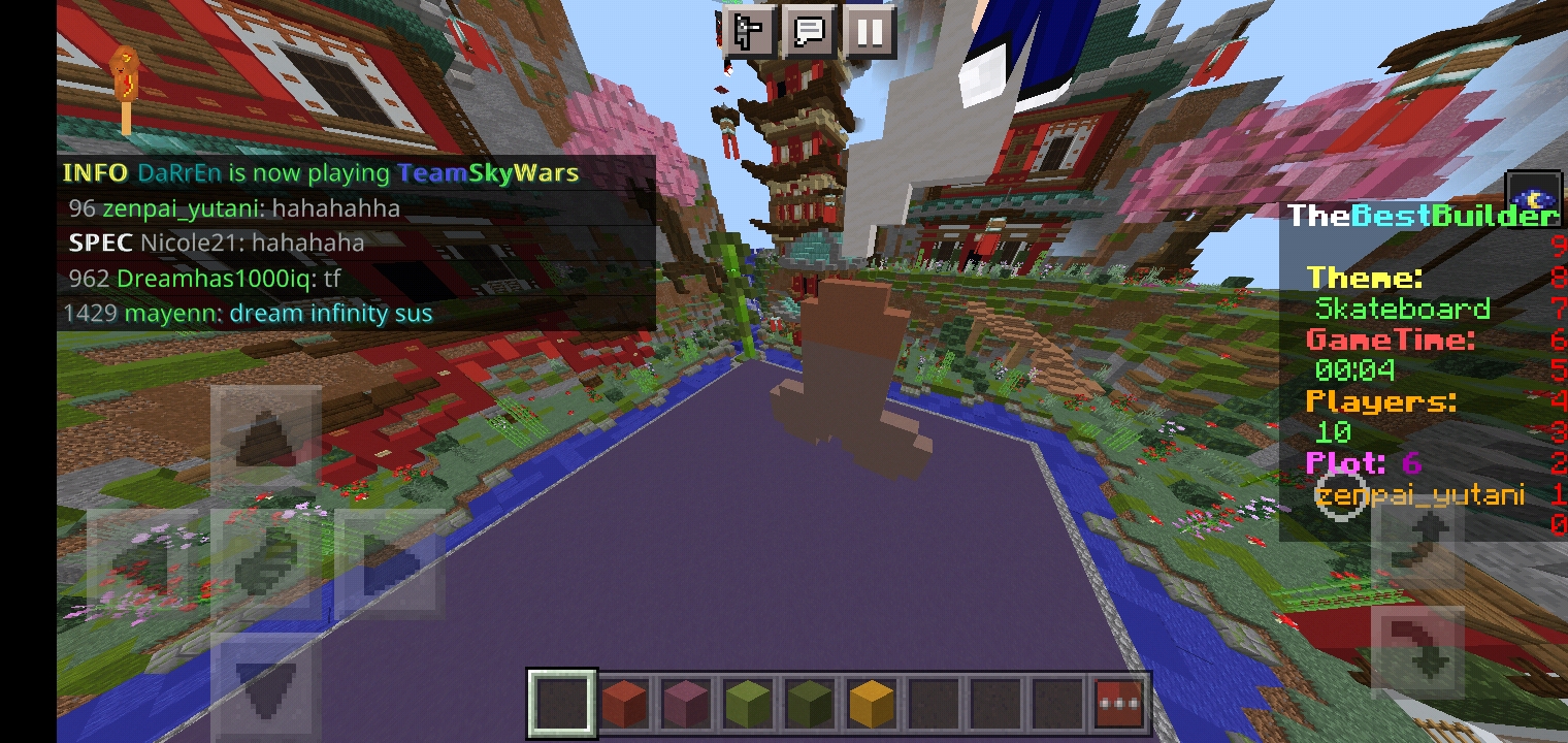 Screenshot_2021-10-15-22-37-13-651_com.mojang.minecraftpe.jpg