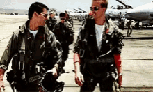 tenor (8).gif