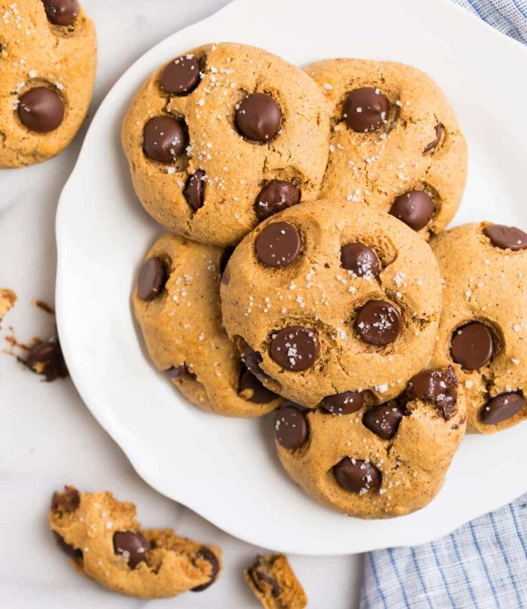 Vegan-Almond-Flour-Cookies-768x888.jpg