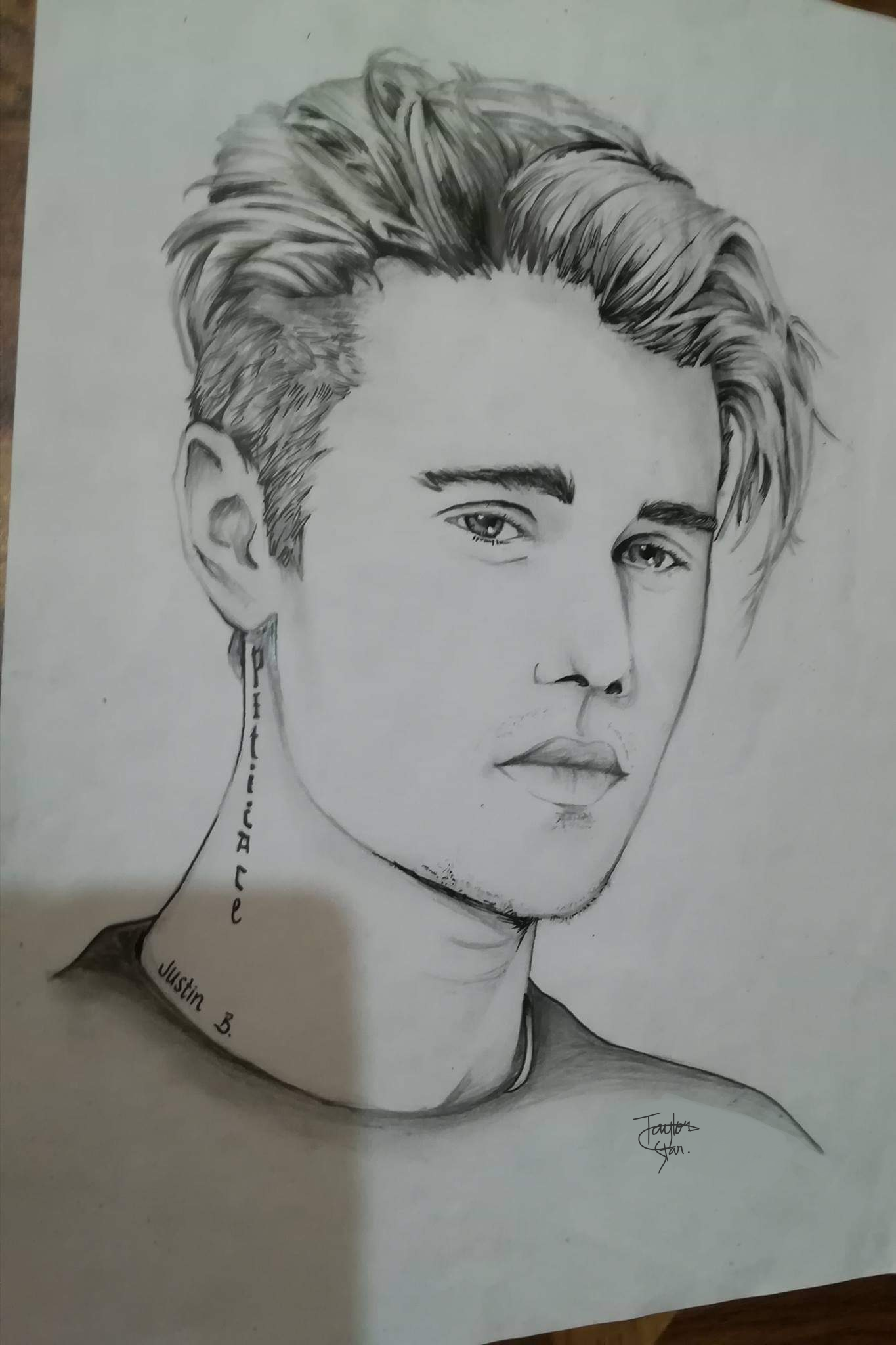 xxzTaYLoRSTaRzx - Justin Bieber.png