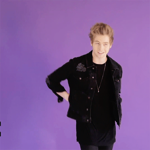 tumblr_n8iuuqkFBM1txm4t2o1_500.gif